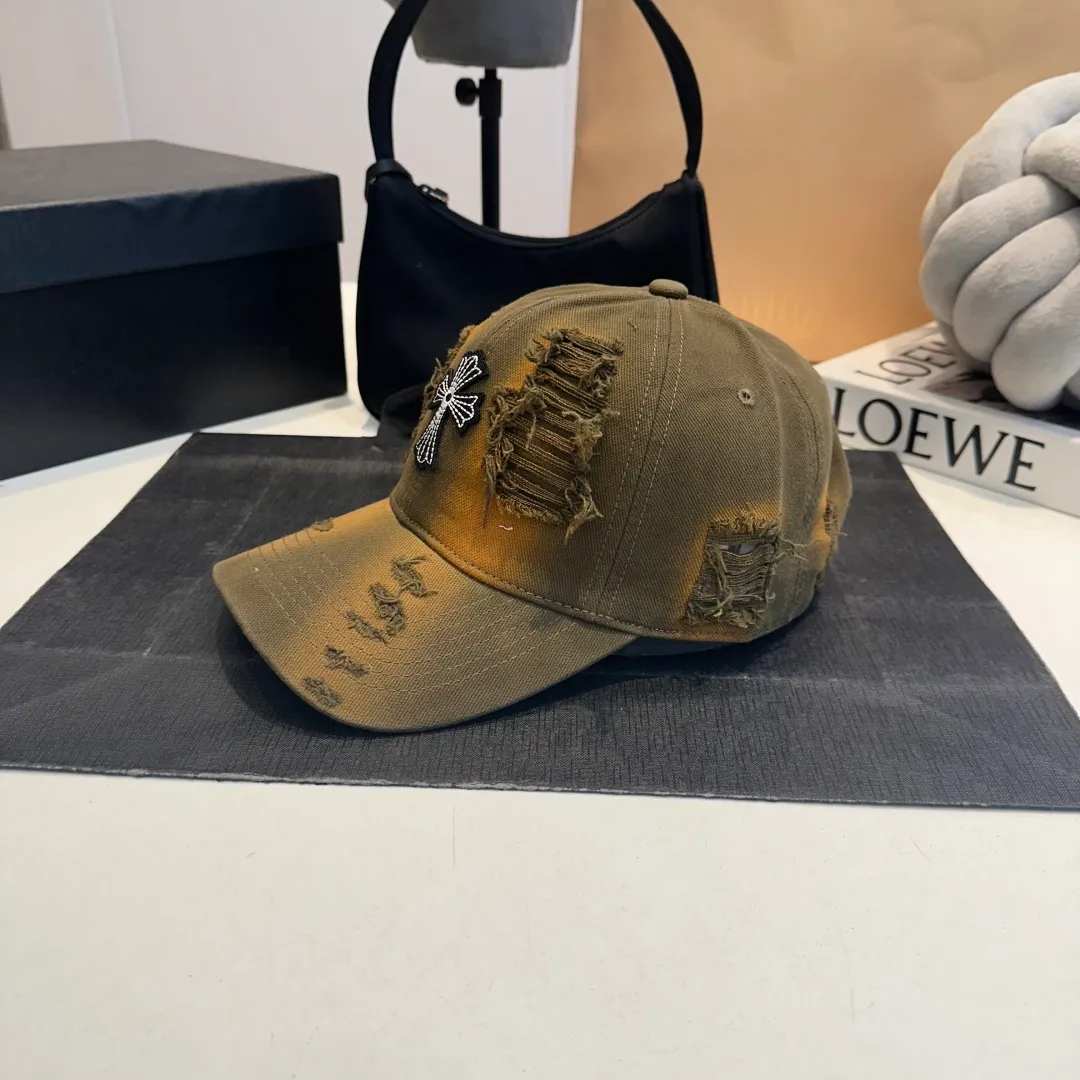 P56 Crow Heart Baseball Cap, holed retro peaked cap, head circumference 57.cm